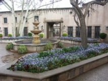 Tlaquepaque-courtyard-galleries