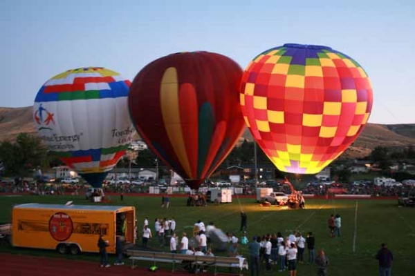 Prosser-Balloon-Night-GlowIMG_7525