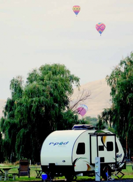 R-Pod-Balloons